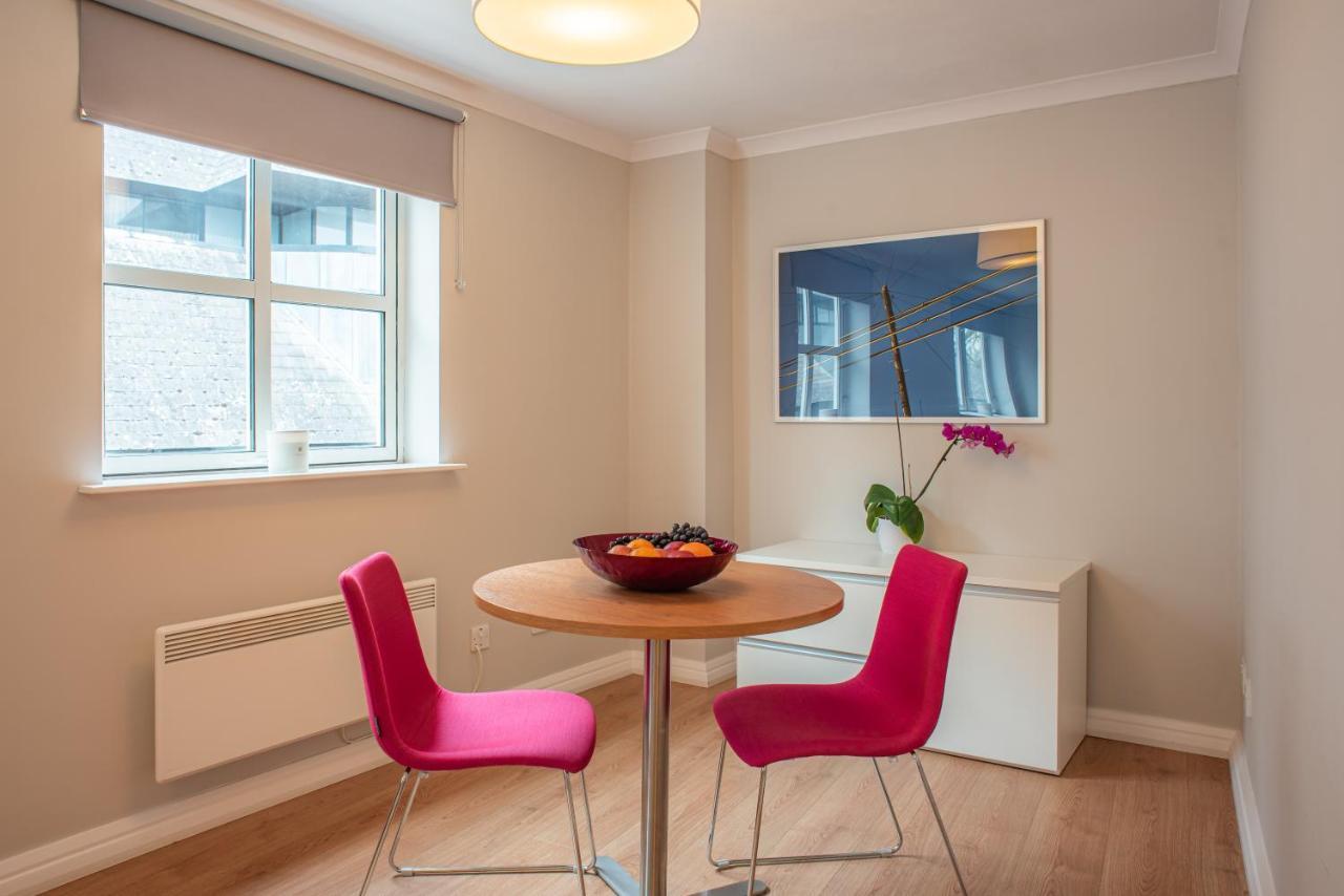 Premier Suites 독서 외부 사진